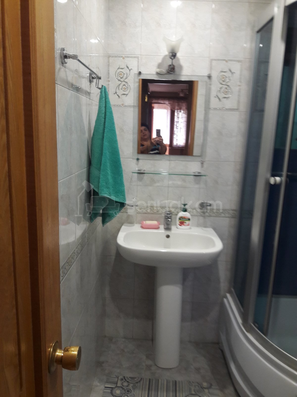 3 Սենյականոց Բնակարան Քարե Շենքում, 90քմ, 6/7 հարկ, Կապիտալ Վերանորոգված, Կահավորված, Արևկող