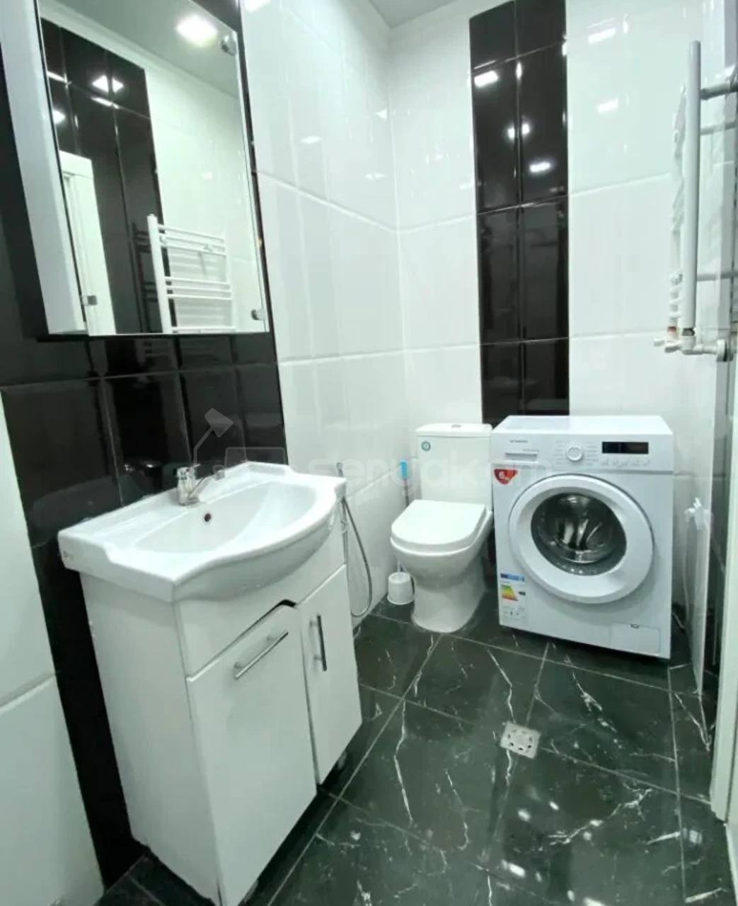 2 Սենյականոց Բնակարան Նորակառույցում, 60քմ, 13/16 հարկ, Դիզայներական Վերանորոգված, Կահավորված, Արևկող