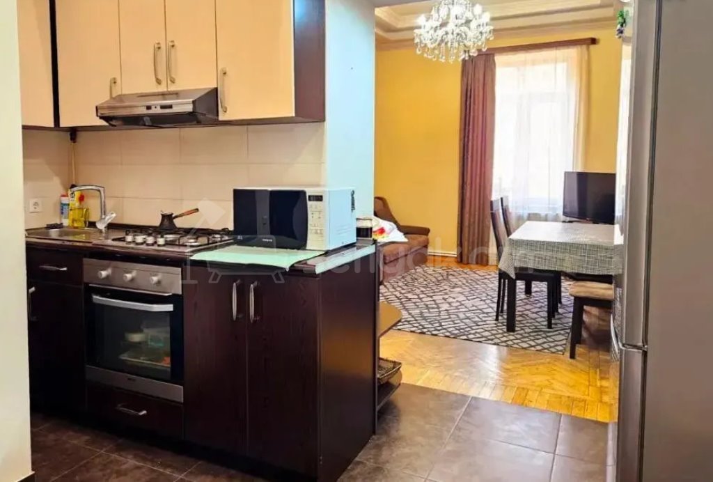 3 Սենյականոց Բնակարան, 75քմ, 2/5 հարկ, Կապիտալ Վերանորոգված, Կահավորված