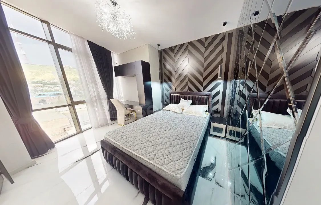 3 Սենյականոց Բնակարան Նորակառույցում, 98քմ, 9/14 հարկ, Կապիտալ Վերանորոգված, Կահավորված