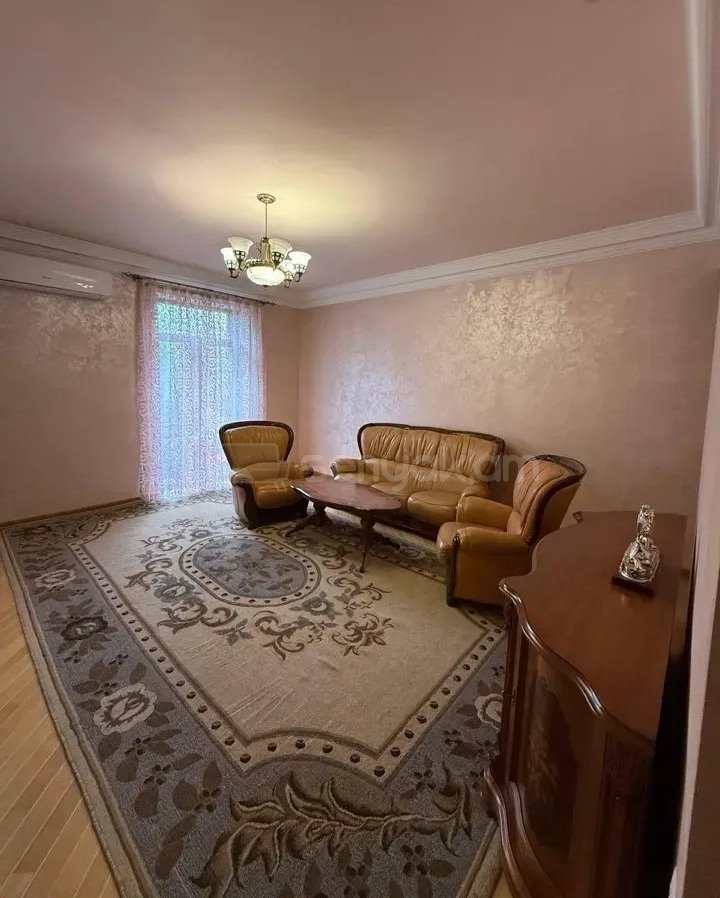 3 Սենյականոց Բնակարան Քարե Շենքում, 95քմ, 2/4 հարկ, Կապիտալ Վերանորոգված