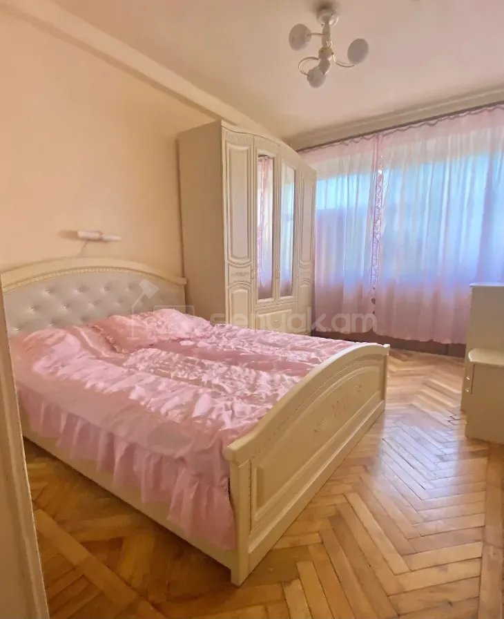 3 Սենյականոց Բնակարան, 61քմ, 3/9 հարկ, Կապիտալ Վերանորոգված, Կահավորված