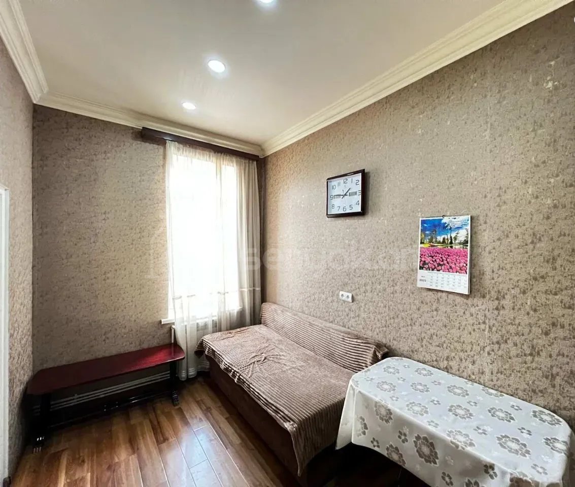 3 Սենյականոց Բնակարան Քարե Շենքում, 65քմ, 3/4 հարկ, Կապիտալ Վերանորոգված, Կահավորված