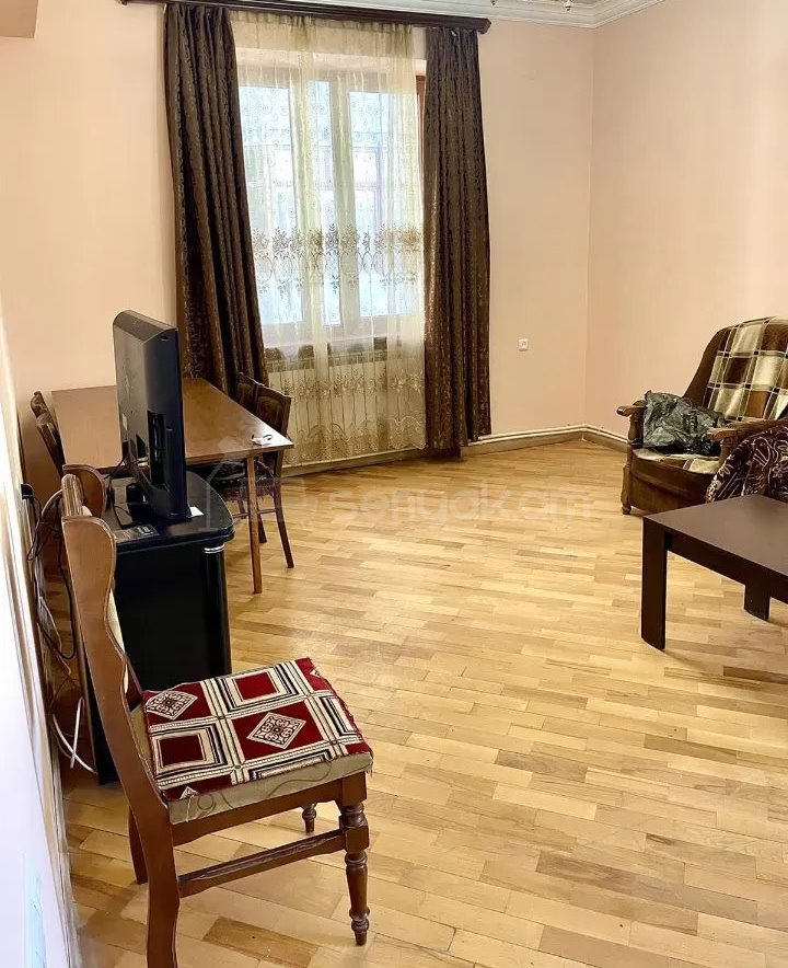 3 Սենյականոց Բնակարան, 86քմ, 9/14 հարկ, Կապիտալ Վերանորոգված, Կահավորված