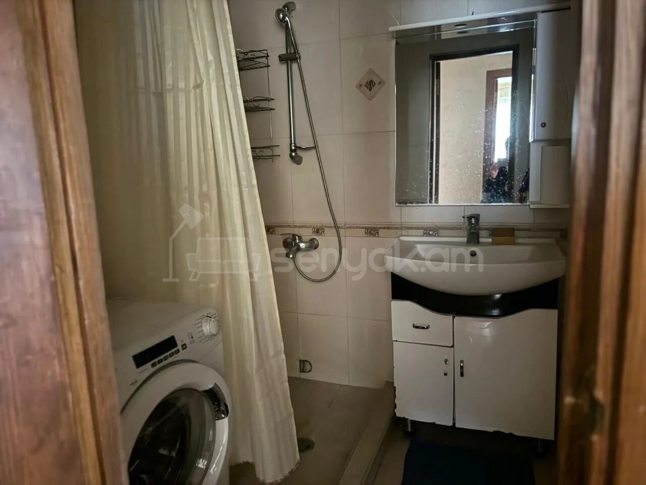 3 Սենյականոց Բնակարան, 93քմ, 7/10 հարկ, Նորմալ Վիճակում