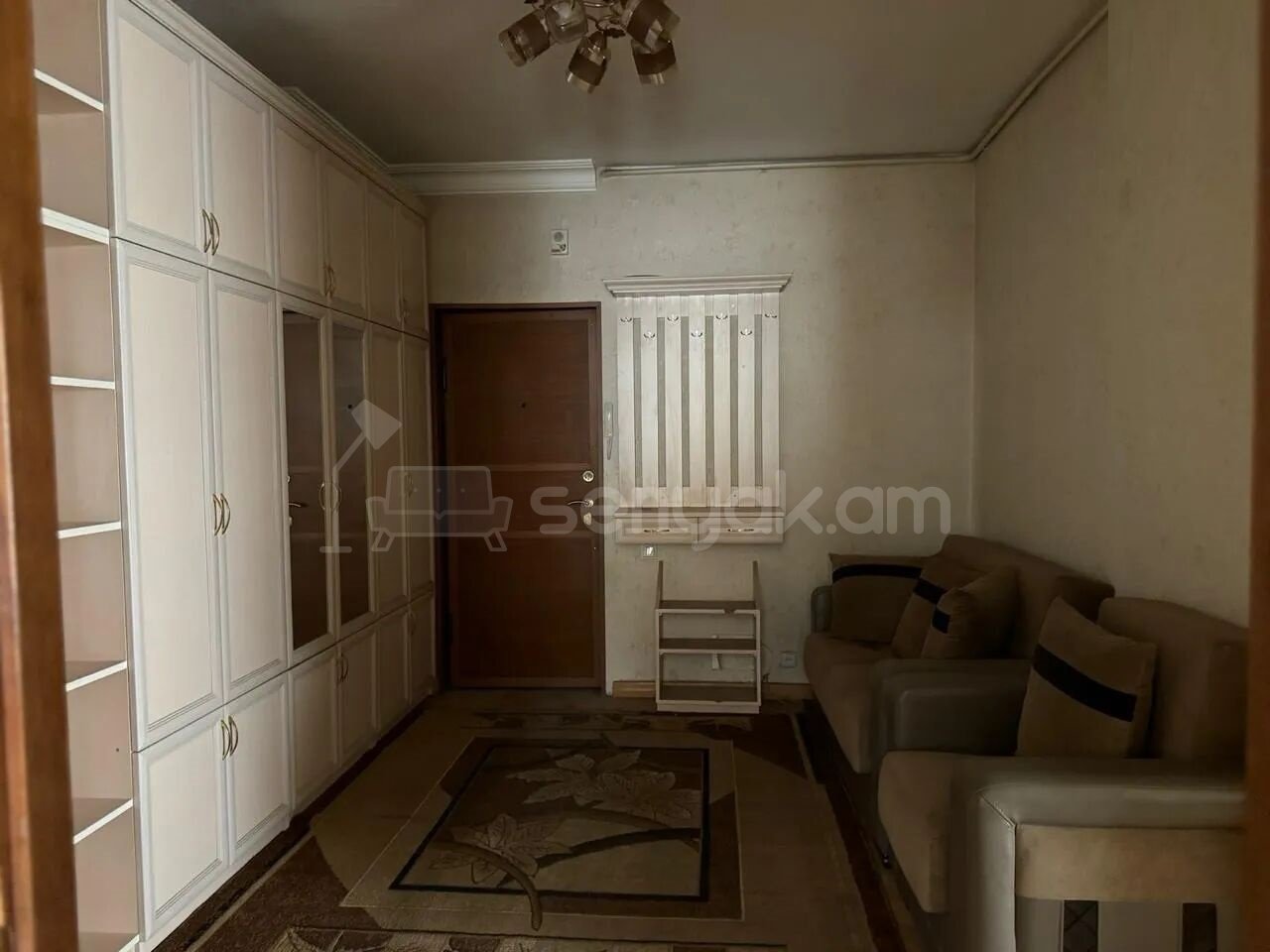 3 Սենյականոց Բնակարան, 93քմ, 7/10 հարկ, Նորմալ Վիճակում