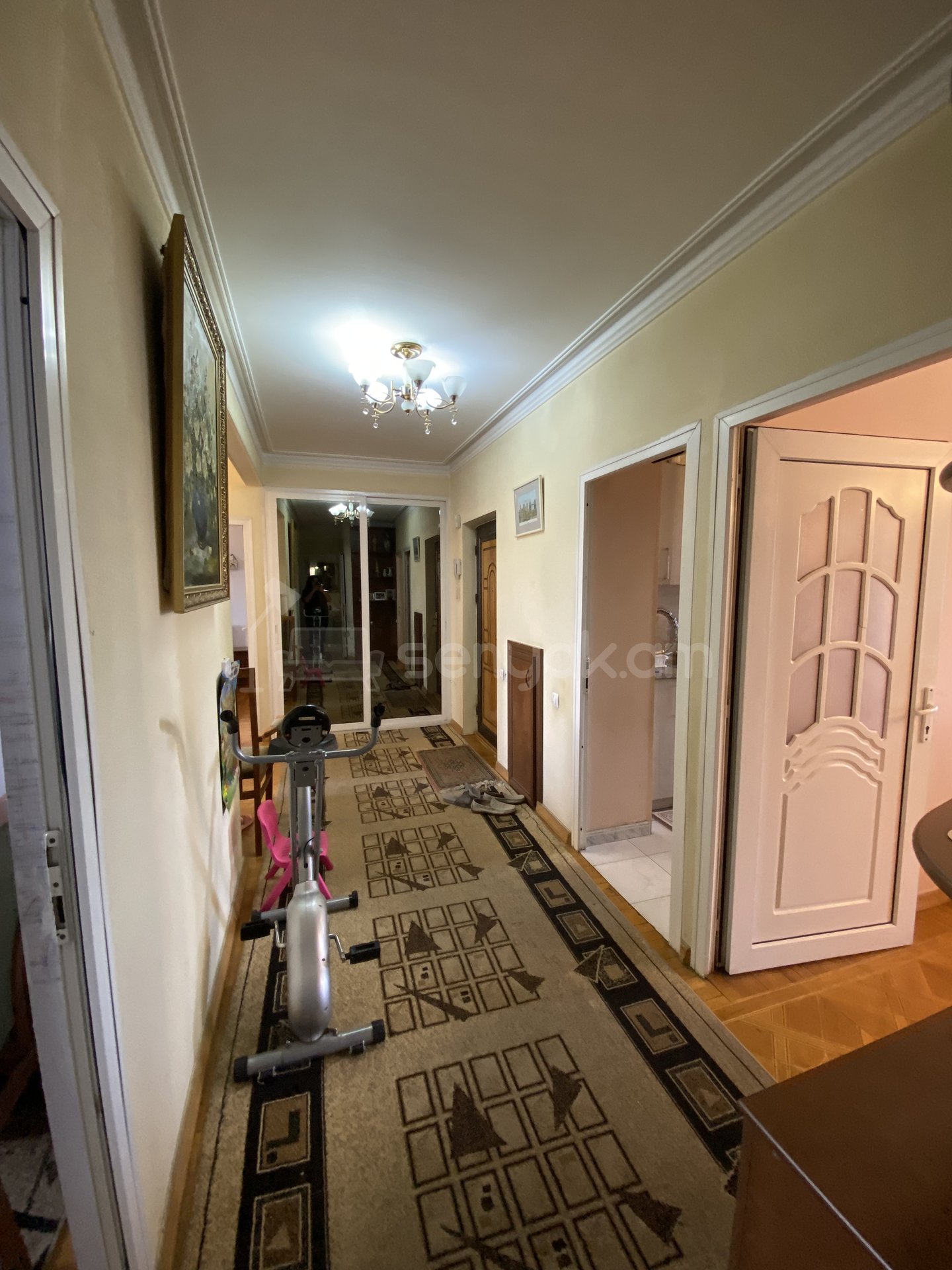 4 Սենյականոց Բնակարան, 97քմ, 3/9 հարկ, Կապիտալ Վերանորոգված