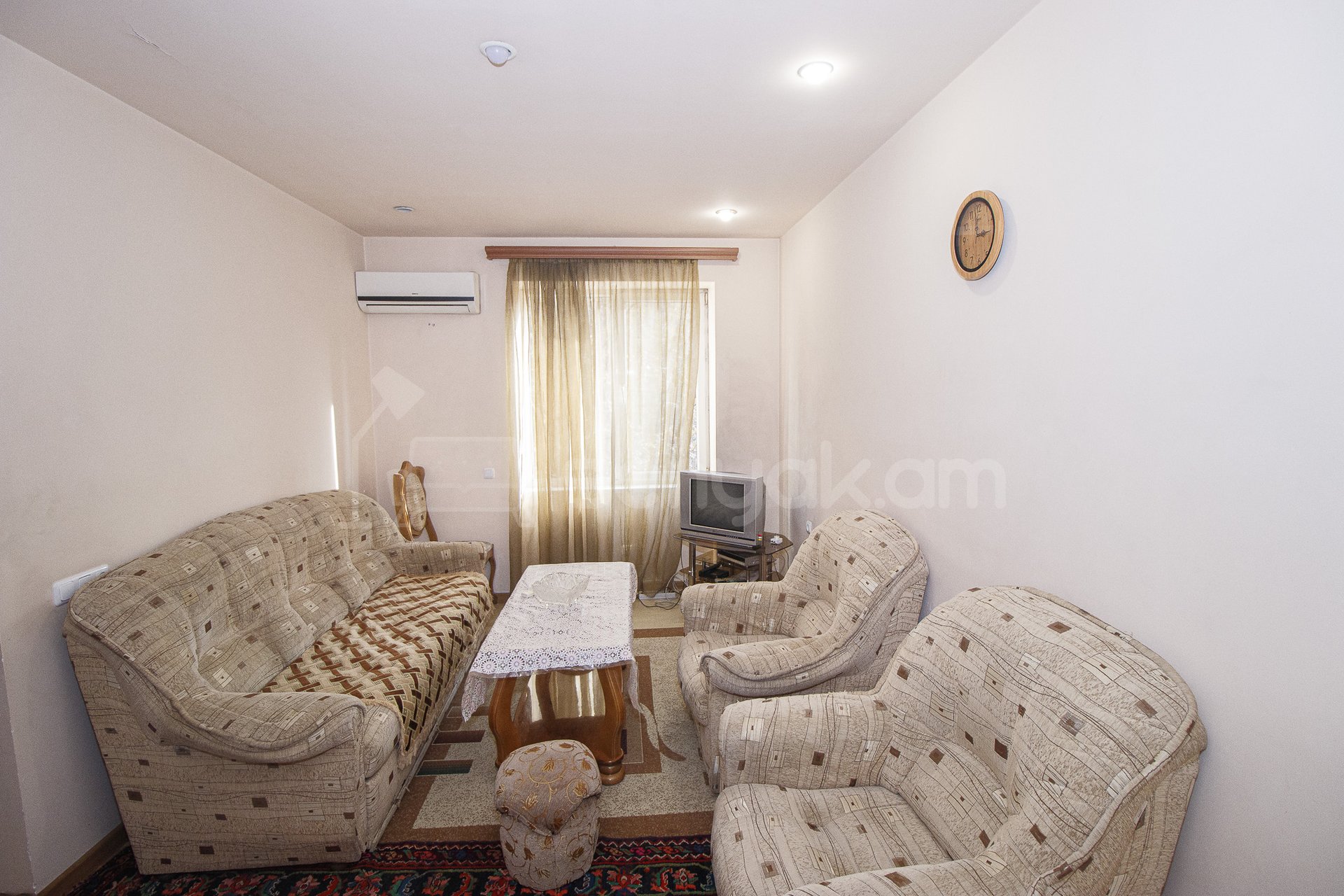 2 Սենյականոց Բնակարան Քարե Շենքում, 54քմ, 4/5 հարկ, Կապիտալ Վերանորոգված