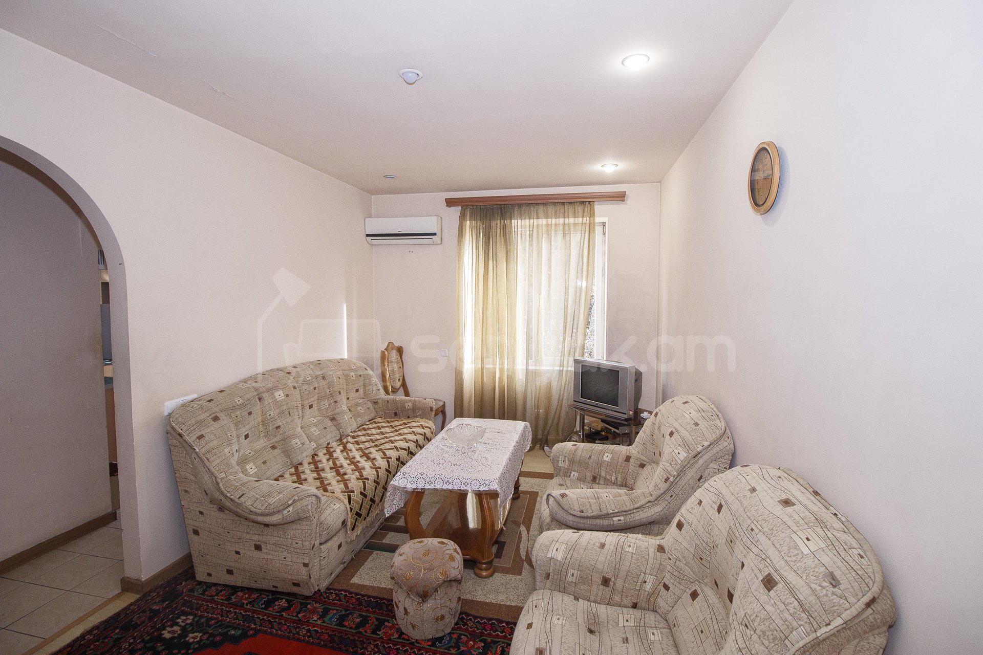 2 Սենյականոց Բնակարան Քարե Շենքում, 54քմ, 4/5 հարկ, Կապիտալ Վերանորոգված