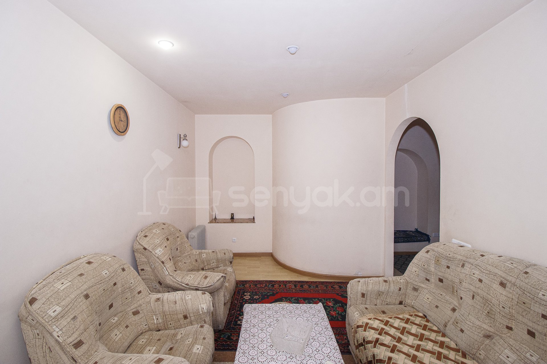 2 Սենյականոց Բնակարան Քարե Շենքում, 54քմ, 4/5 հարկ, Կապիտալ Վերանորոգված