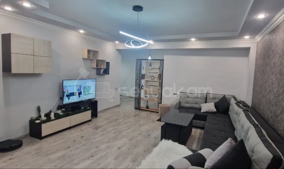 3 Սենյականոց Բնակարան, 70քմ, 1/9 հարկ, Կապիտալ Վերանորոգված