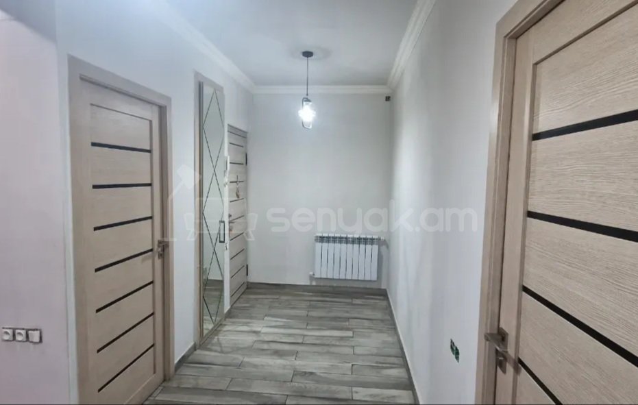 3 Սենյականոց Բնակարան, 70քմ, 1/9 հարկ, Կապիտալ Վերանորոգված