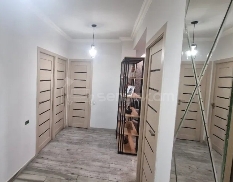 3 Սենյականոց Բնակարան, 70քմ, 1/9 հարկ, Կապիտալ Վերանորոգված