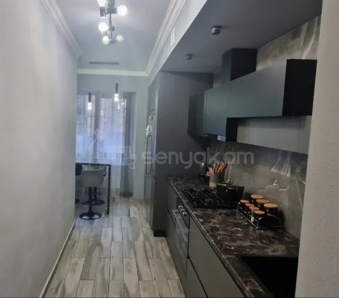 3 Սենյականոց Բնակարան, 70քմ, 1/9 հարկ, Կապիտալ Վերանորոգված