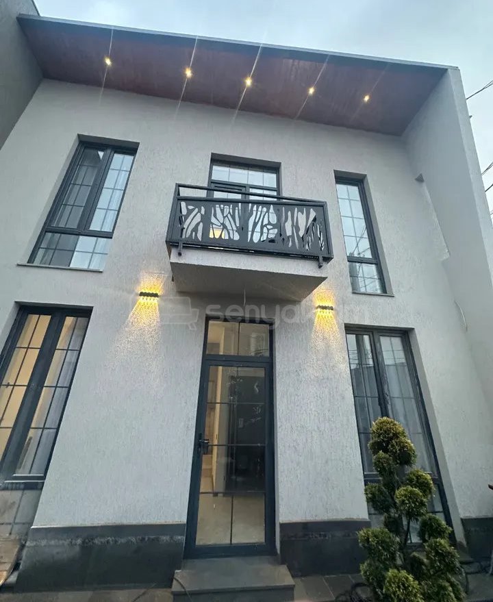 3 Սենյականոց Շքեղ Առանձնատուն, 82քմ, Կահավորված, Լողավազանով