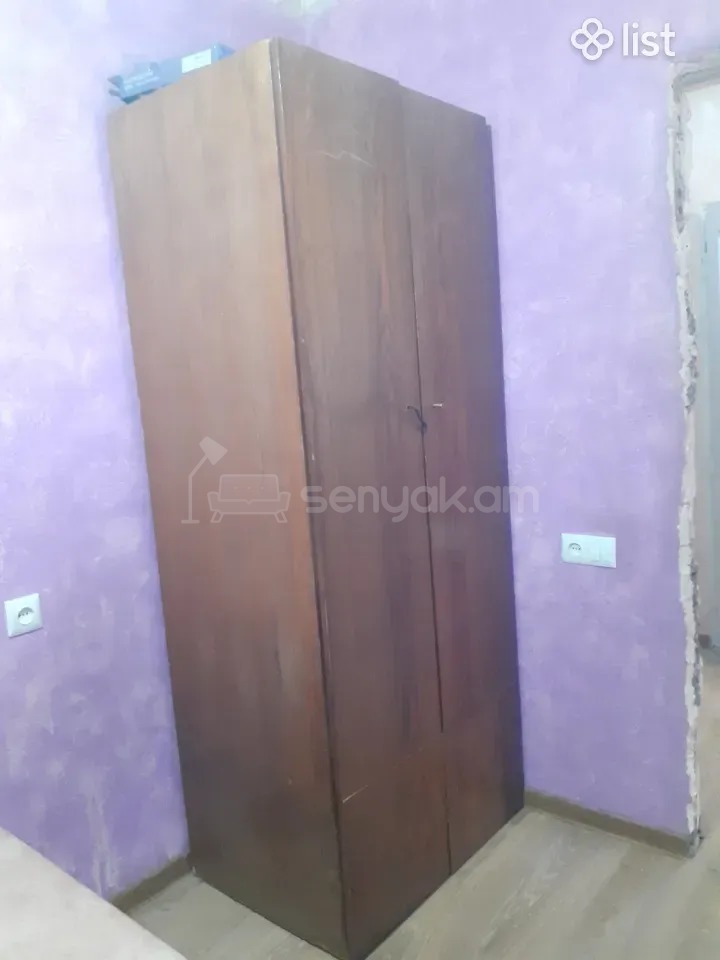 2 Սենյականոց Բնակարան Քարե Շենքում, 50քմ, 3/5 հարկ, Նորմալ Վիճակում, Կահավորված, Արևկող
