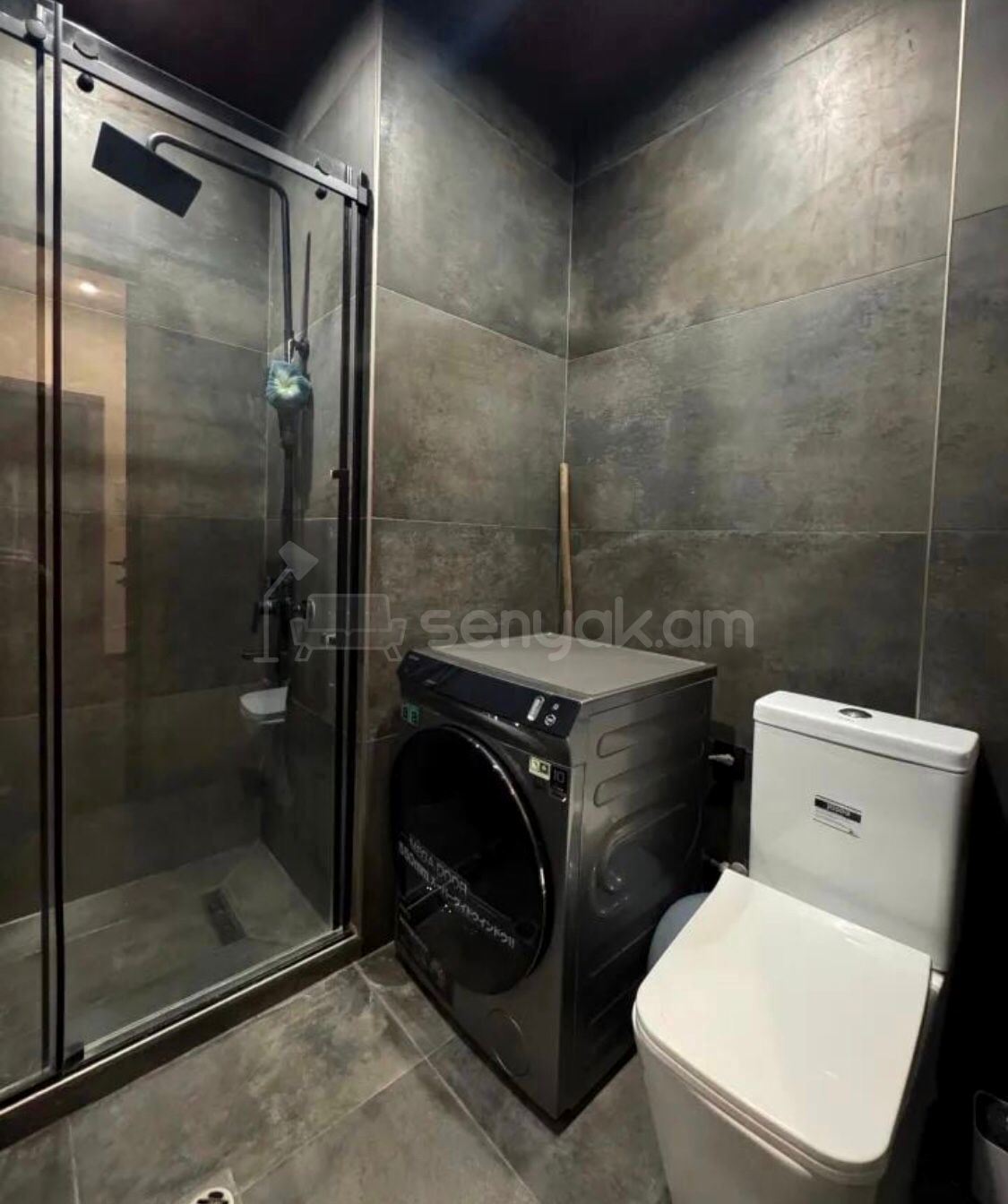 3 Սենյականոց Բնակարան Քարե Շենքում, 55քմ, 2/5 հարկ, Դիզայներական Վերանորոգված, Կահավորված, Արևկող