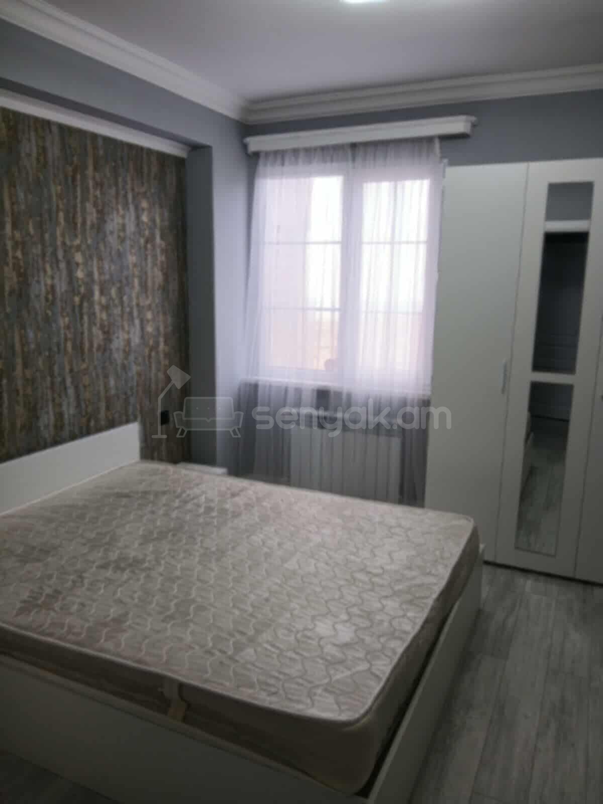 2 Սենյականոց Բնակարան, 45քմ, 3/9 հարկ, Դիզայներական Վերանորոգված, Կահավորված, Արևկող