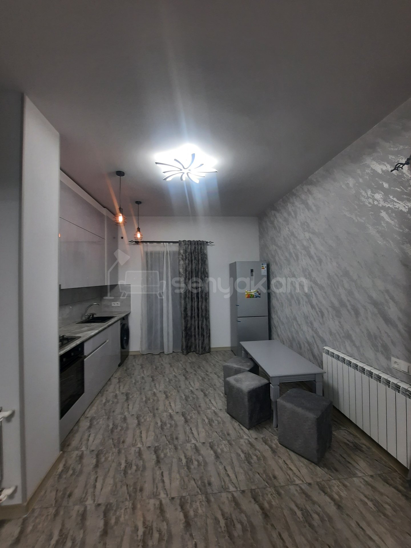 2 Սենյականոց Բնակարան Նորակառույց Քարե Շենքում, 63քմ, 1/5 հարկ, Դիզայներական Վերանորոգված, Կահավորված