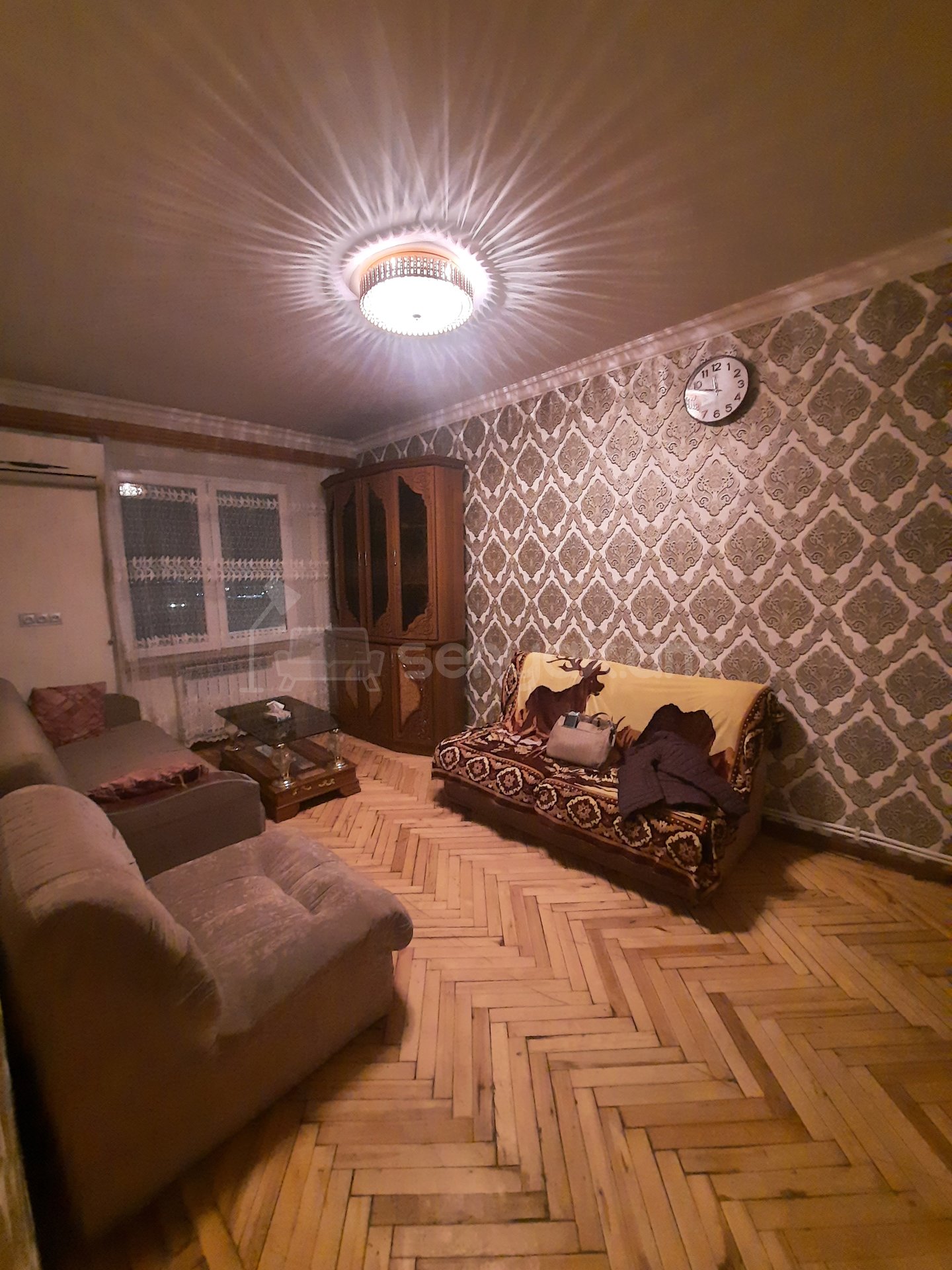 3 Սենյականոց Բնակարան Քարե Շենքում, 60քմ, 5/5 հարկ, Կոսմետիկ Վերանորոգված, Կահավորված