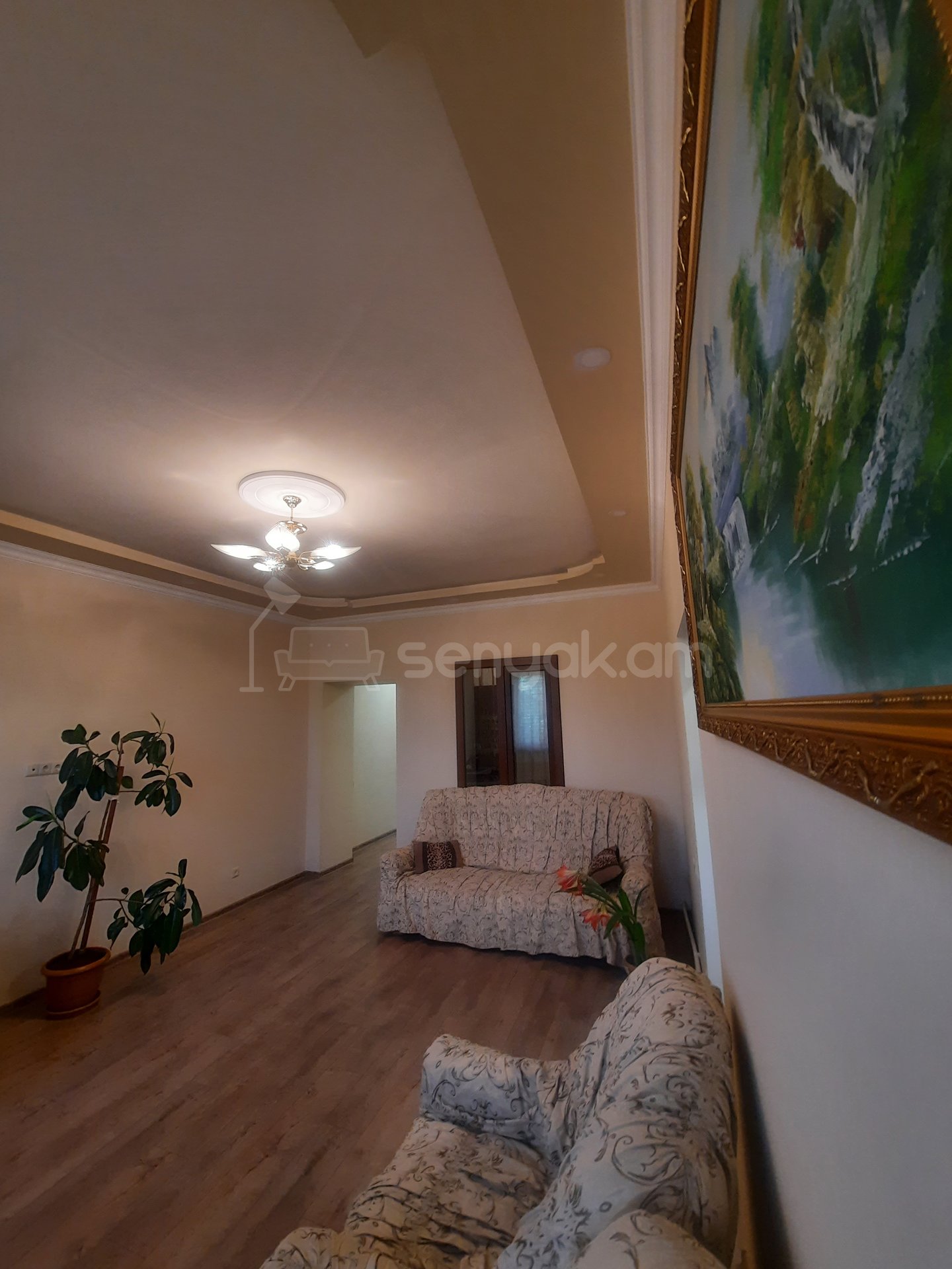 3 Սենյականոց Սեփական Տուն, 70քմ, Կապիտալ Վերանորոգված, Մասամբ Կահավորված