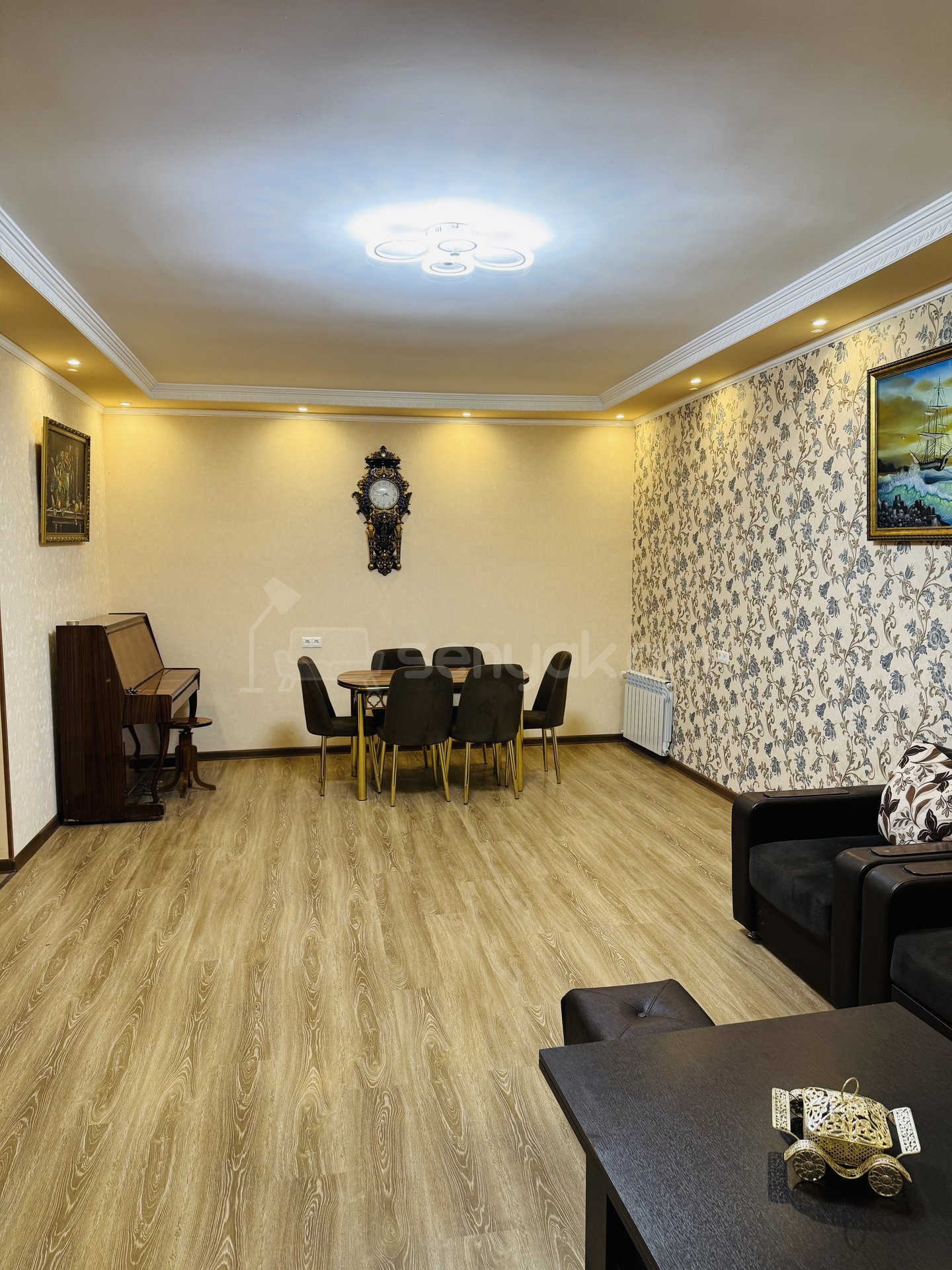 6 Սենյականոց Բնակարան, 320քմ, 1/2 հարկ, Կապիտալ Վերանորոգված