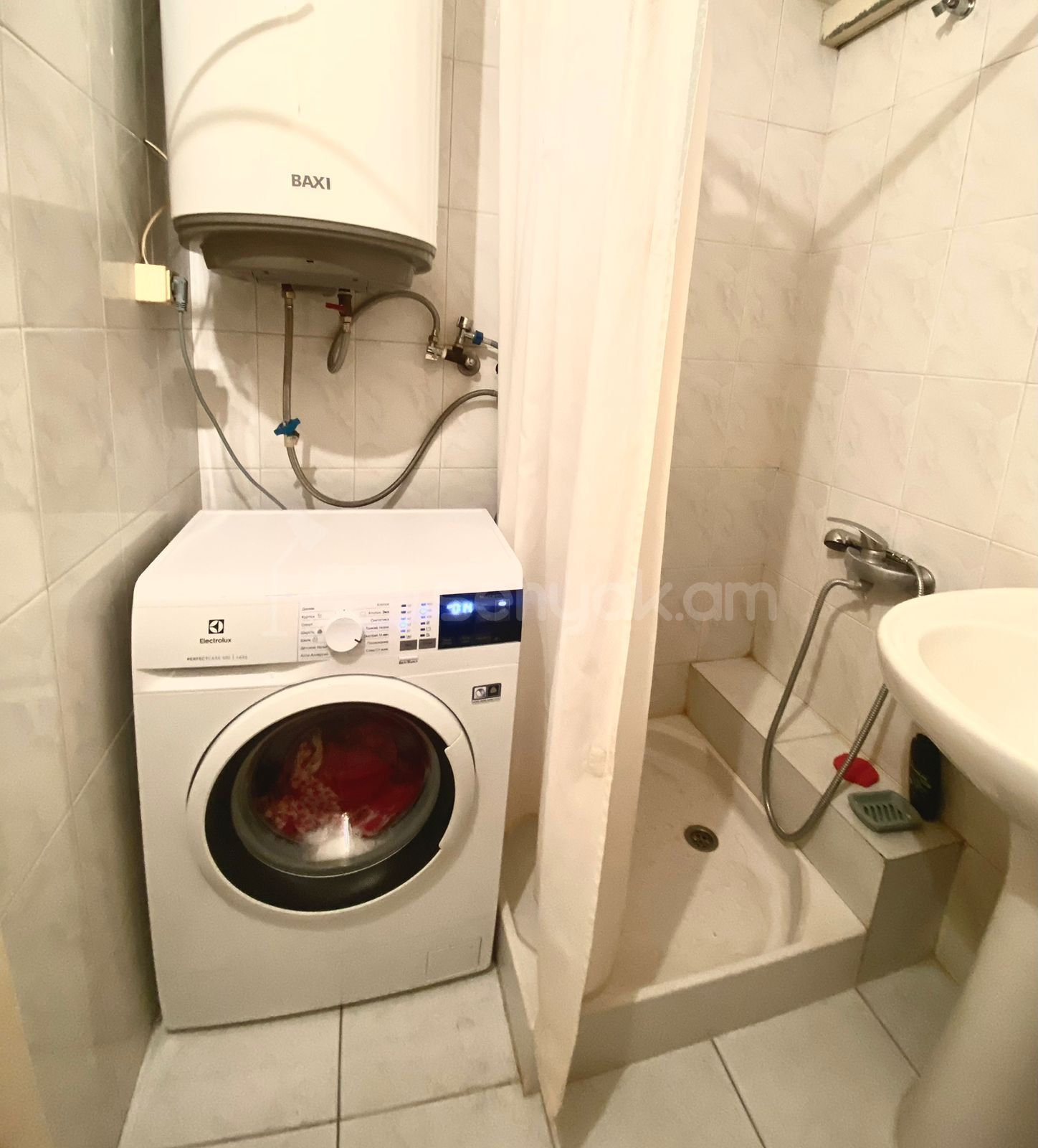 2 Սենյականոց Բնակարան Քարե Շենքում, 40քմ, 2/9 հարկ, Կապիտալ Վերանորոգված, Կահավորված, Արևկող