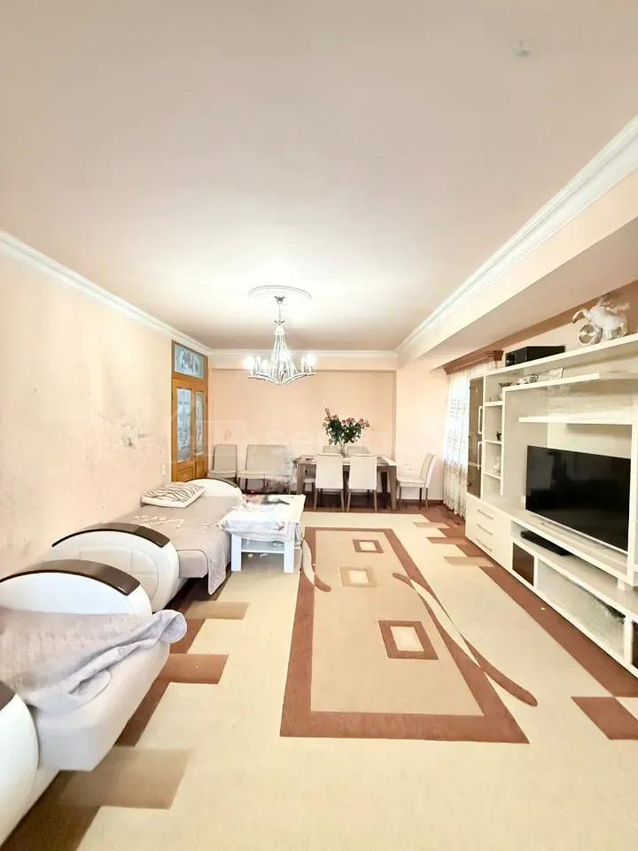 4 Սենյականոց Բնակարան, 102քմ, 10/14 հարկ, Կոսմետիկ Վերանորոգված