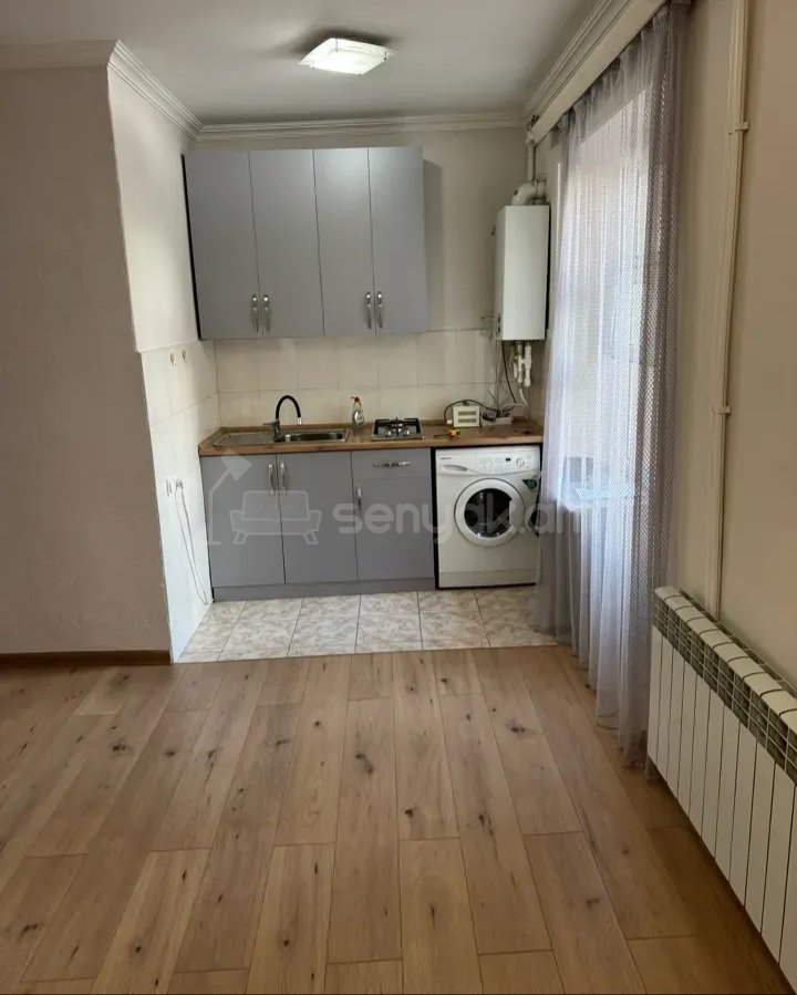 2 Սենյականոց Բնակարան Քարե Շենքում, 40քմ, 3/5 հարկ, Կապիտալ Վերանորոգված, Կահավորված