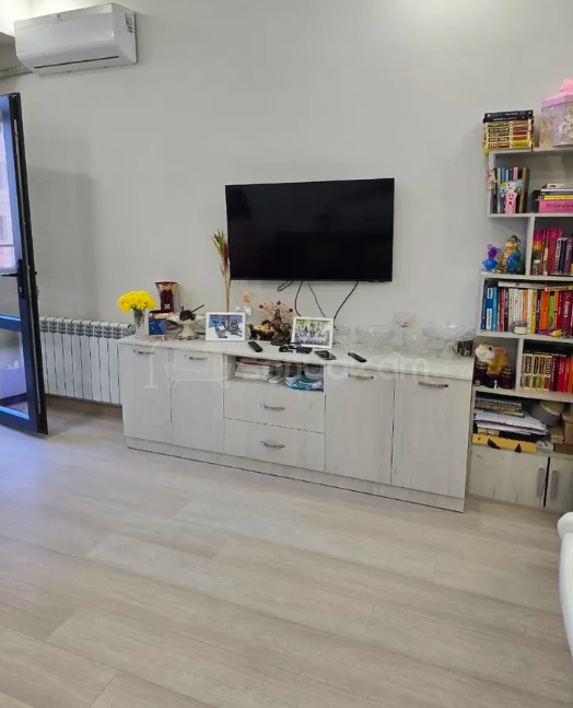 2 Սենյականոց Բնակարան Նորակառույցում, 55քմ, 8/12 հարկ, Կապիտալ Վերանորոգված