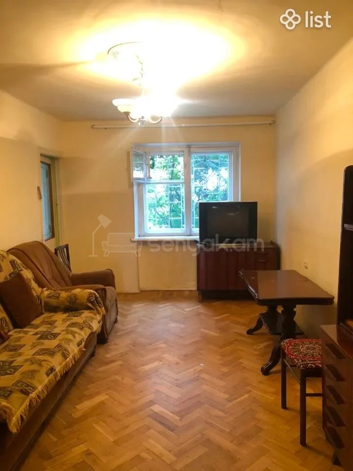 2 Սենյականոց Բնակարան Քարե Շենքում, 50քմ, 2/5 հարկ, Պետական Վիճակում
