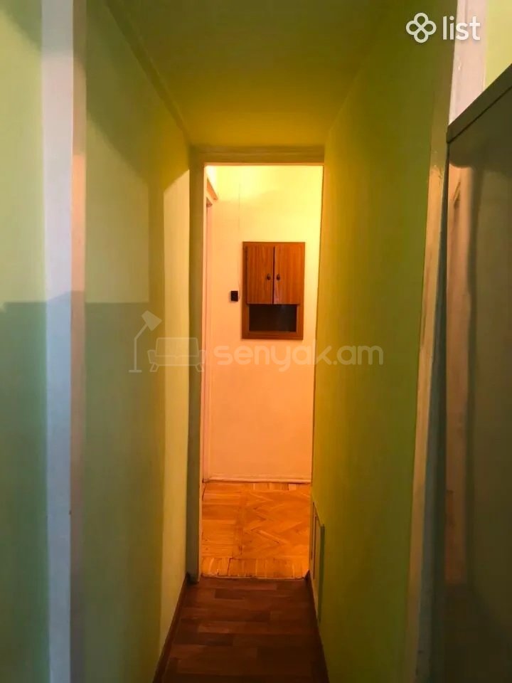 2 Սենյականոց Բնակարան Քարե Շենքում, 50քմ, 2/5 հարկ, Պետական Վիճակում