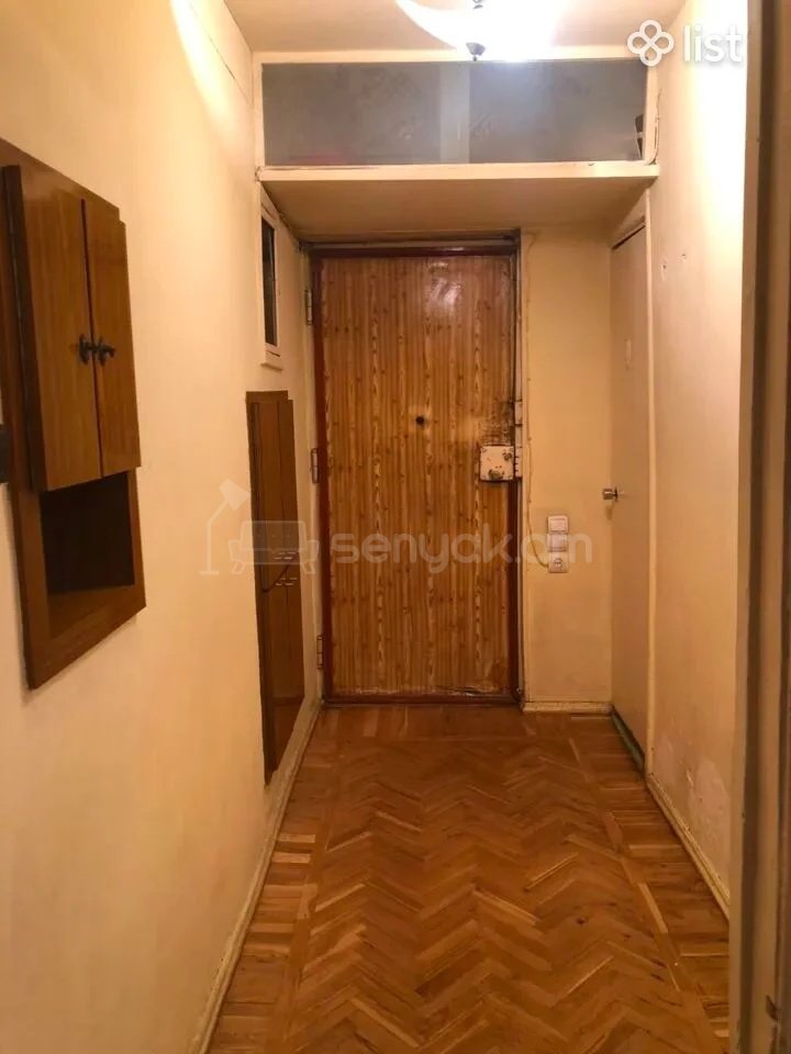 2 Սենյականոց Բնակարան Քարե Շենքում, 50քմ, 2/5 հարկ, Պետական Վիճակում