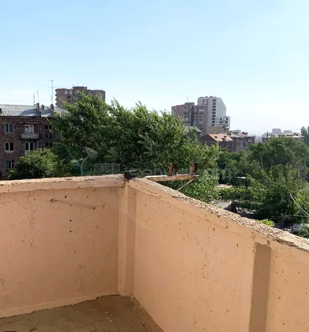 2 Սենյականոց Բնակարան, 63քմ, 3/12 հարկ, Պետական Վիճակում