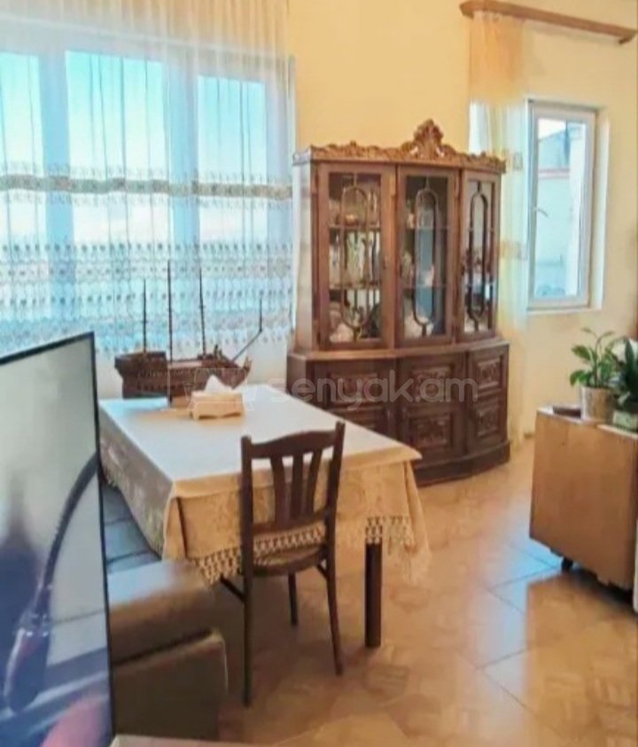 2 Սենյականոց Բնակարան Քարե Շենքում, 66քմ, 4/4 հարկ, Կապիտալ Վերանորոգված