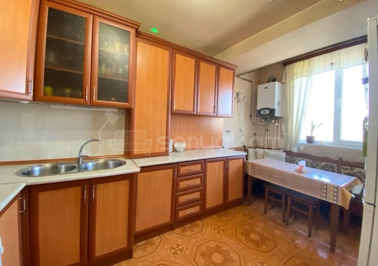 2 Սենյականոց Բնակարան, 80քմ, 6/13 հարկ, Նորմալ Վիճակում