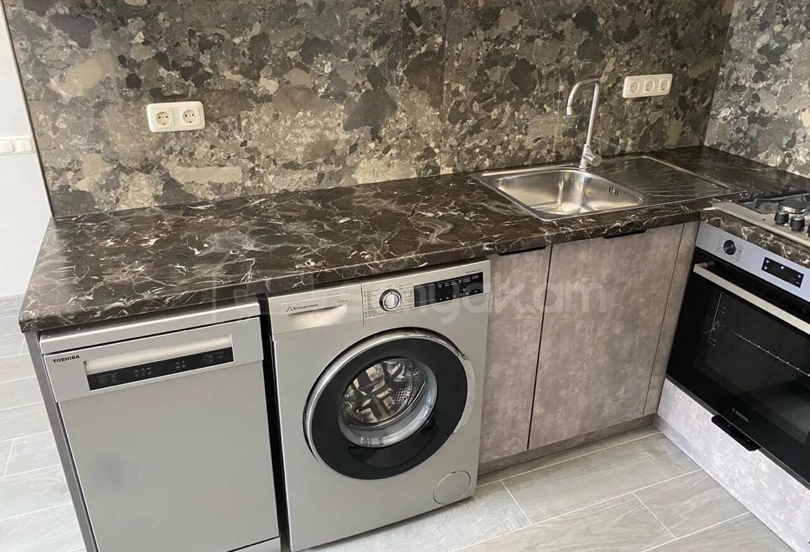 2 Սենյականոց Բնակարան, 55քմ, 2/16 հարկ, Կապիտալ Վերանորոգված, Կահավորված