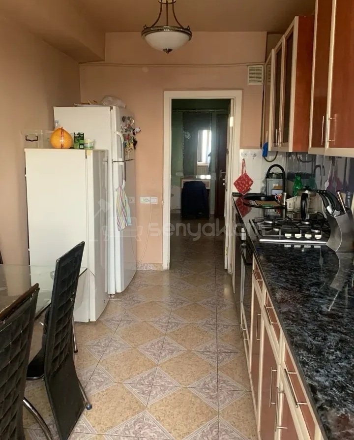 3 Սենյականոց Բնակարան, 79քմ, 14/14 հարկ, Կոսմետիկ Վերանորոգված