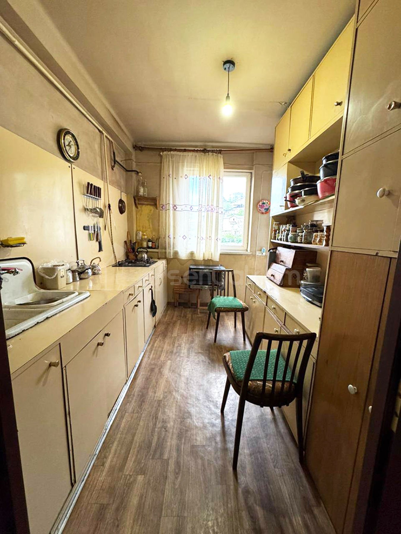 4 Սենյականոց Բնակարան Քարե Շենքում, 106քմ, 7/9 հարկ, Կոսմետիկ Վերանորոգված