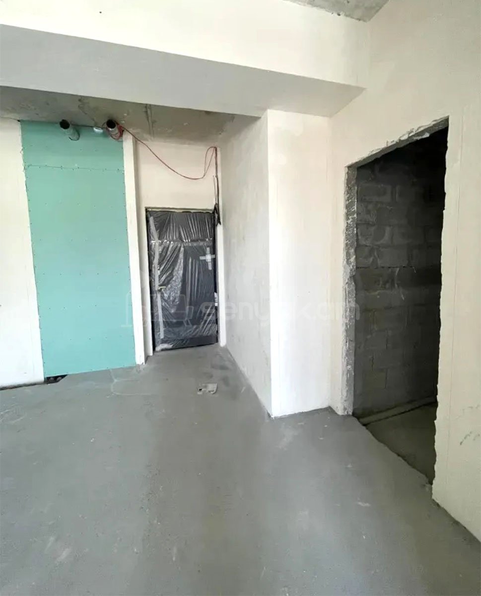 2 Սենյականոց Բնակարան, 47քմ, 8/13 հարկ, Պետական Վիճակում