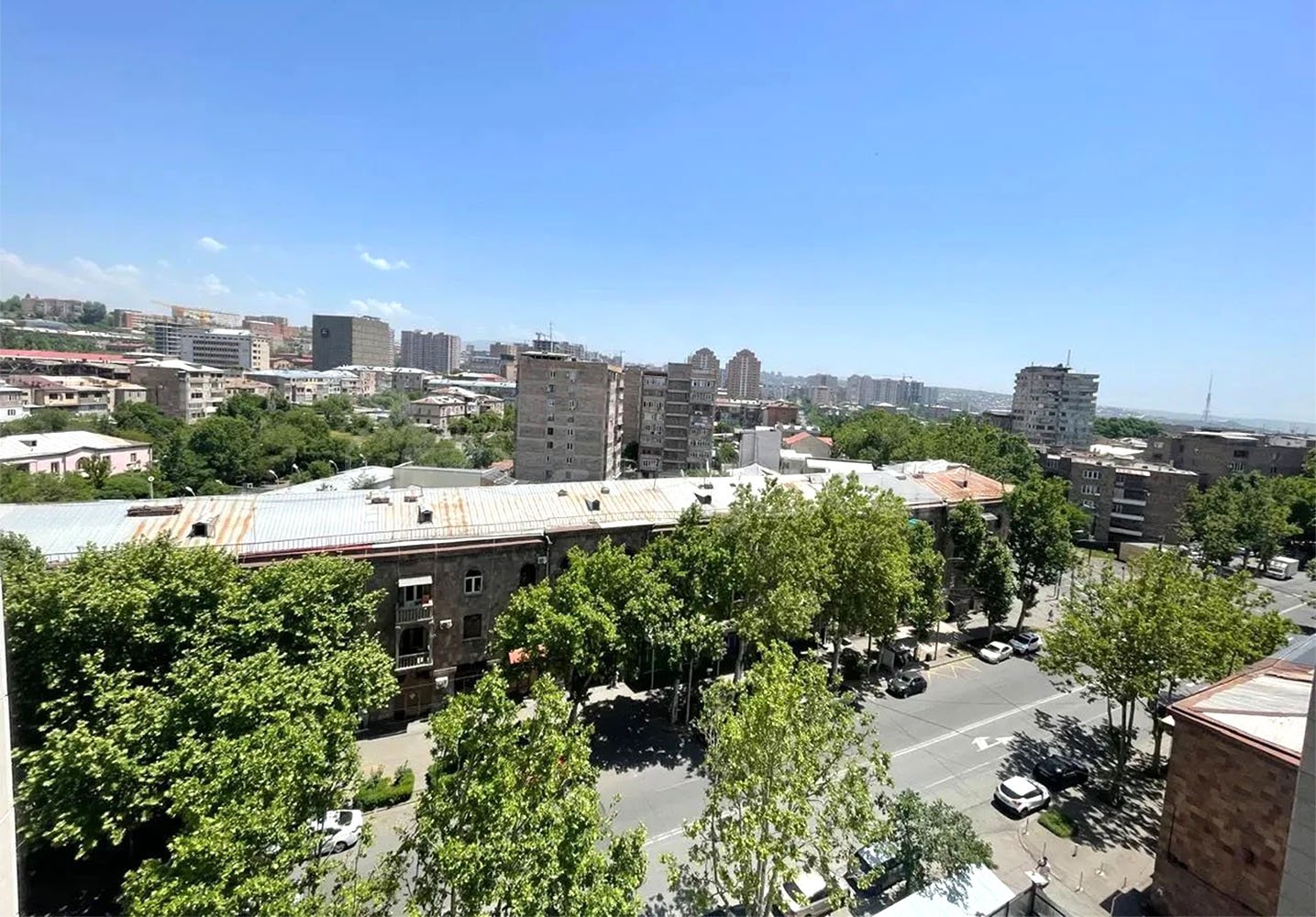 2 Սենյականոց Բնակարան, 47քմ, 8/13 հարկ, Պետական Վիճակում