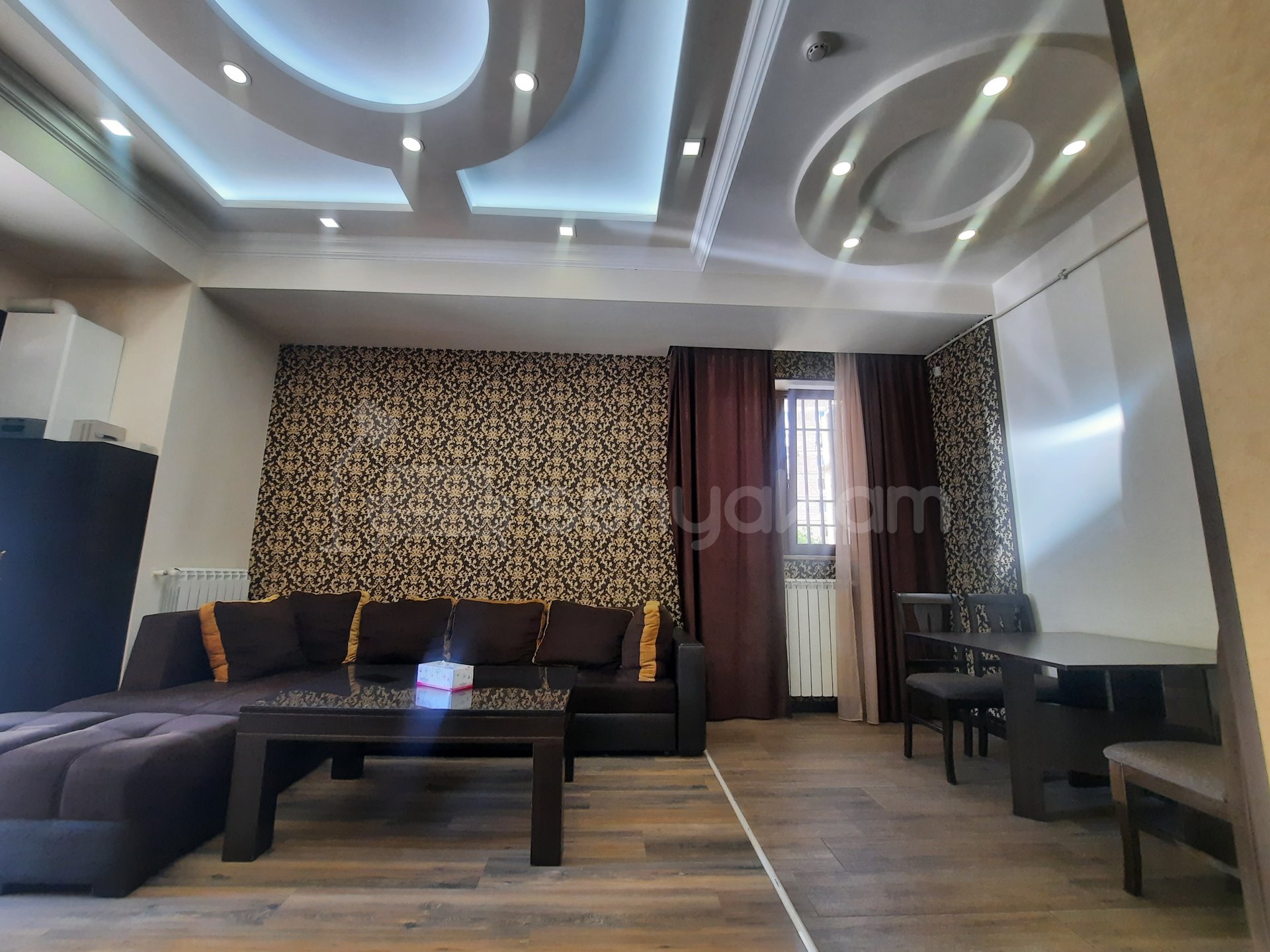 3 Սենյականոց Բնակարան, 75քմ, 1/9 հարկ, Դիզայներական Վերանորոգված, Կահավորված