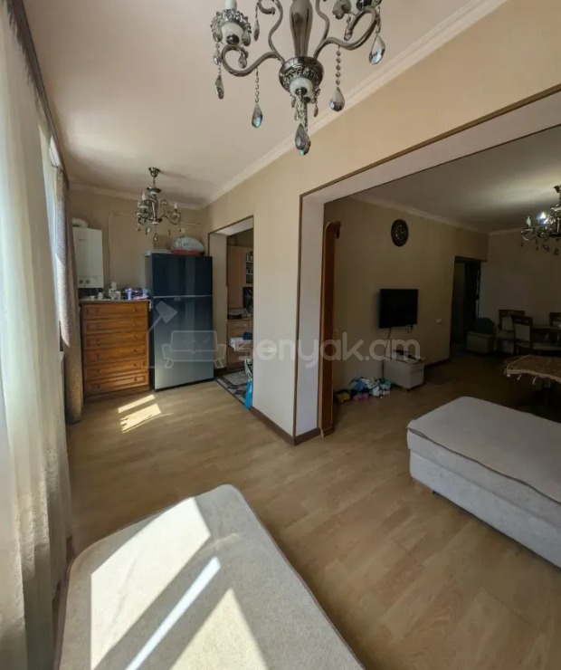 4 Սենյականոց Բնակարան, 83քմ, 4/9 հարկ, Կապիտալ Վերանորոգված