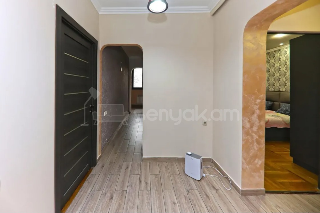 3 Սենյականոց Բնակարան, 90քմ, 2/9 հարկ, Դիզայներական Վերանորոգված