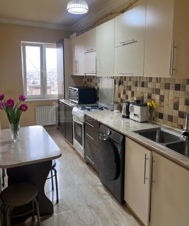 3 Սենյականոց Բնակարան, 76քմ, 9/9 հարկ, Կապիտալ Վերանորոգված