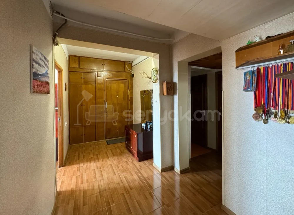 3 Սենյականոց Բնակարան, 80քմ, 9/9 հարկ, Կապիտալ Վերանորոգված