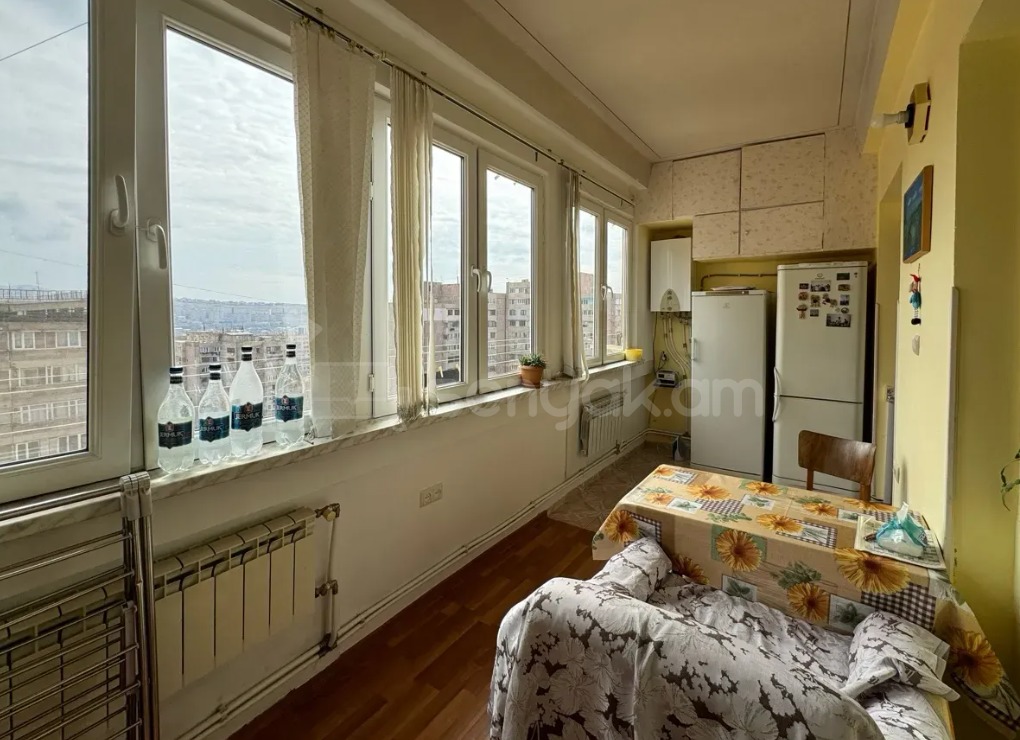 3 Սենյականոց Բնակարան, 80քմ, 9/9 հարկ, Կապիտալ Վերանորոգված