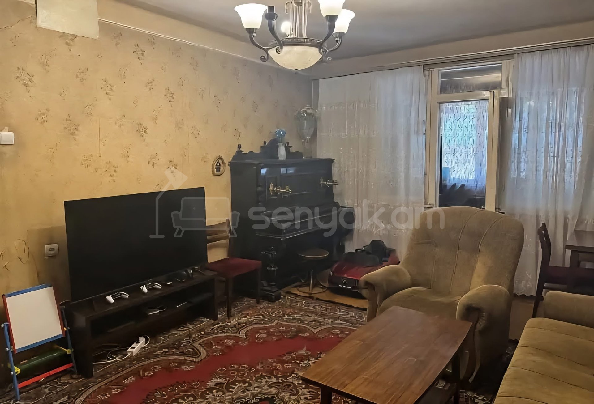 3 Սենյականոց Բնակարան, 74քմ, 2/9 հարկ, Պետական Վիճակում