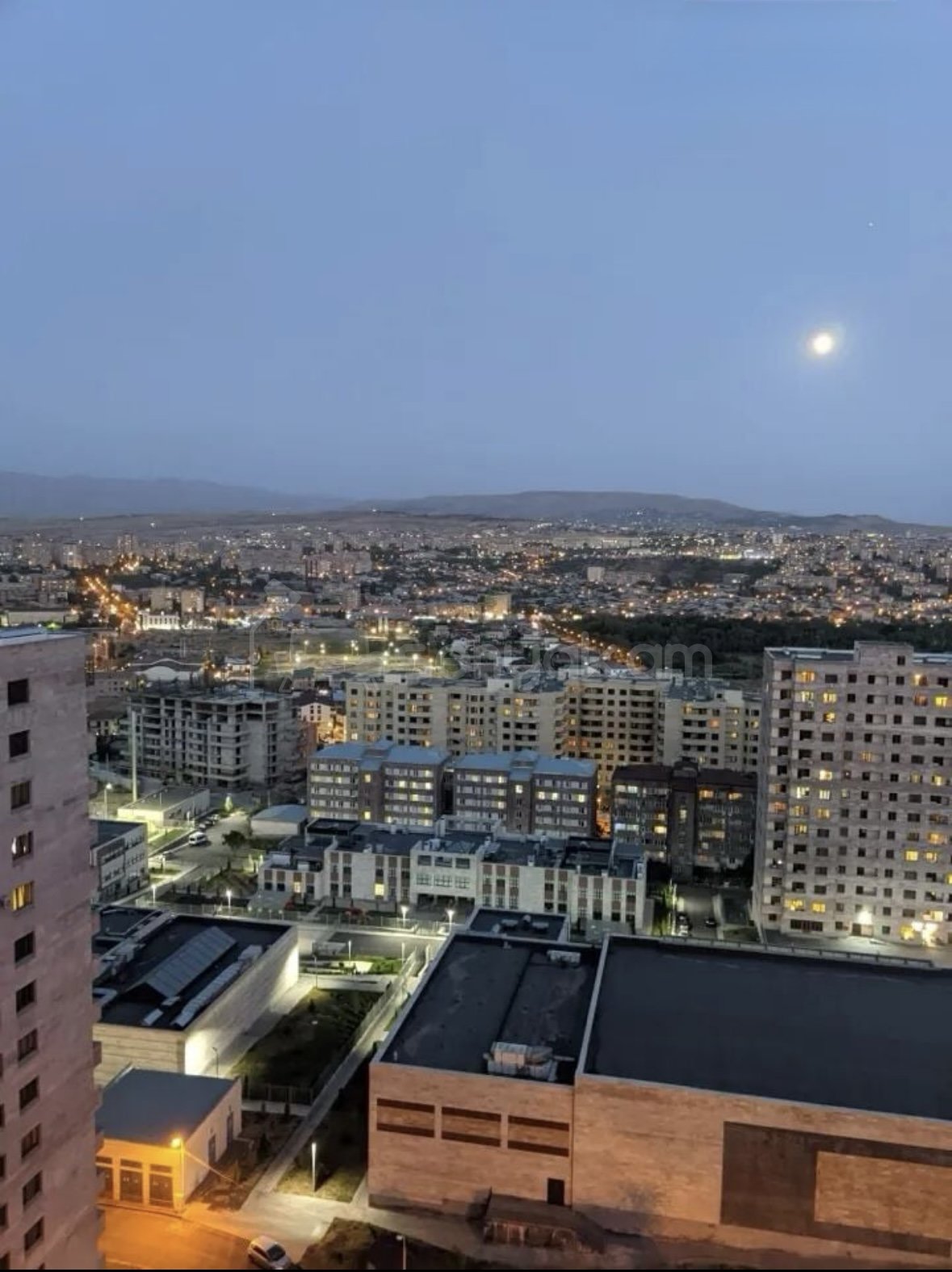 3 Սենյականոց Բնակարան Նորակառույցում, 110քմ, 14/14 հարկ, Կապիտալ Վերանորոգված