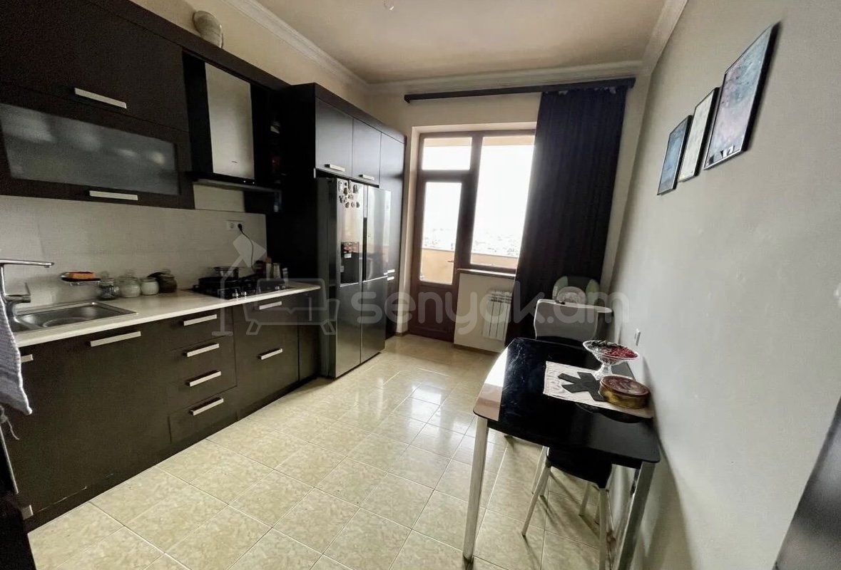 3 Սենյականոց Բնակարան Նորակառույցում, 110քմ, 14/14 հարկ, Կապիտալ Վերանորոգված